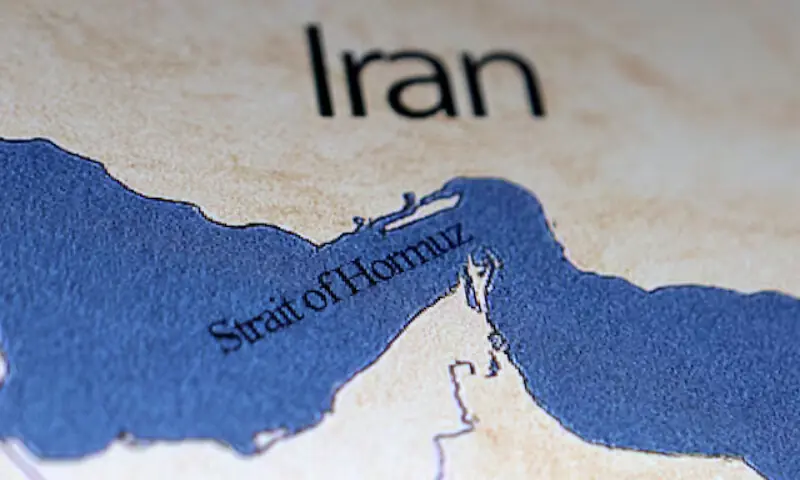 Iran, Oman hold talks on sovereignty, security of Strait of Hormuz