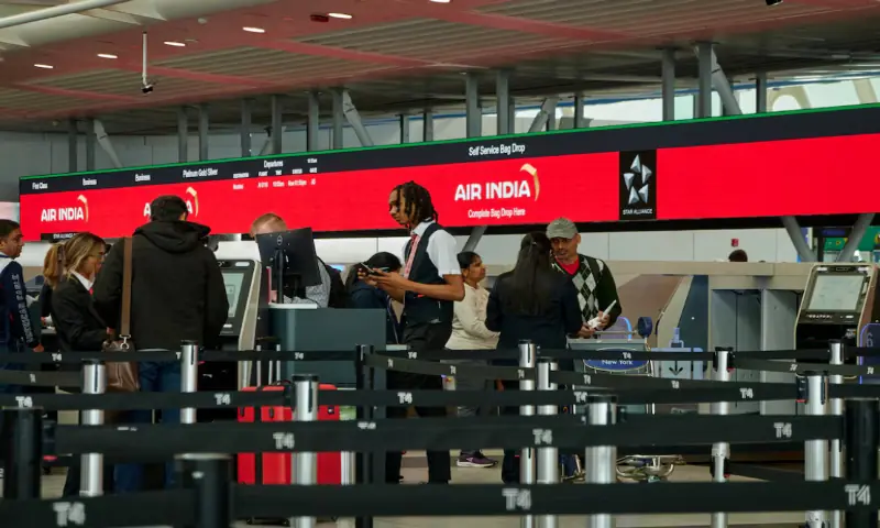 As Iran war jolts Air India, Lufthansa and Cathay pounce on fast-growing market