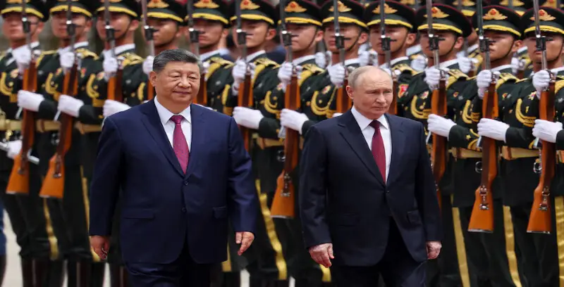 Xi calls for end to Middle East hostilities in talks with Putin
