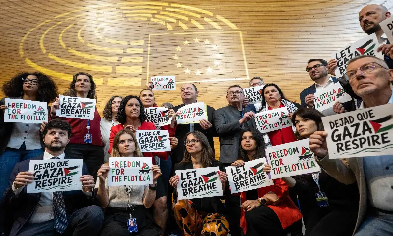 International outcry over Israeli treatment of flotilla activists