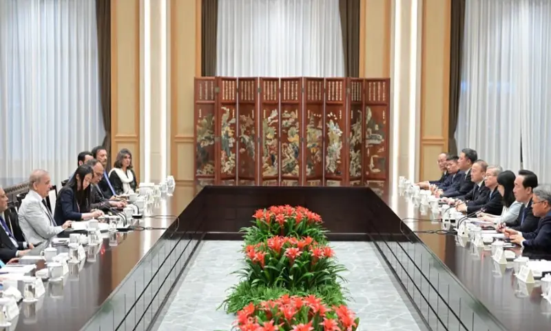 PM seeks deeper Pakistan-China provincial cooperation during Zhejiang visit