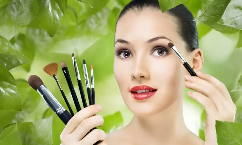 ہیٹ ویو میں میک اپ کا درست انتخاب کیسے کریں؟