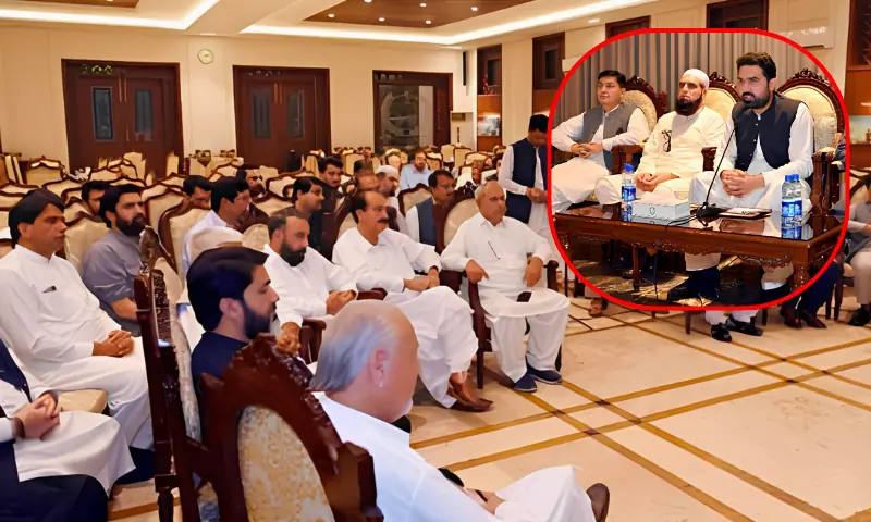 پی ٹی آئی خیبرپختونخوا میں اختلافات کھل کر سامنے آ گئے: واٹس ایپ گروپ میں تلخ کلامی کے بعد ارکان اجلاس سے غائب پی ٹی آئی خیبرپختونخوا میں اختلافات کھل کر سامنے آ گئے: واٹس ایپ گروپ میں تلخ کلامی کے بعد ارکان اجلاس سے غائب