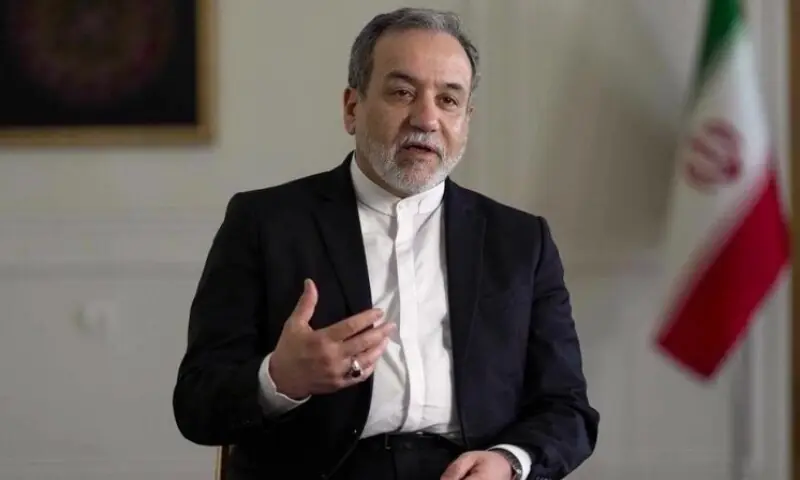 آیت اللہ خامنہ ای کی شہادت کے وقت ان کے دفتر میں موجود تھا: عباس عراقچی کا انکشاف