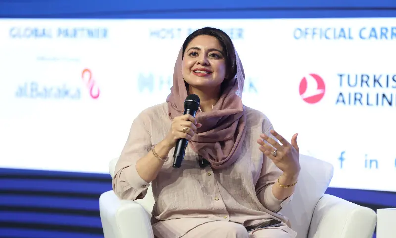 Aaj News&rsquo; Sidra Iqbal addresses Global Islamic Economy Summit in Turkiye