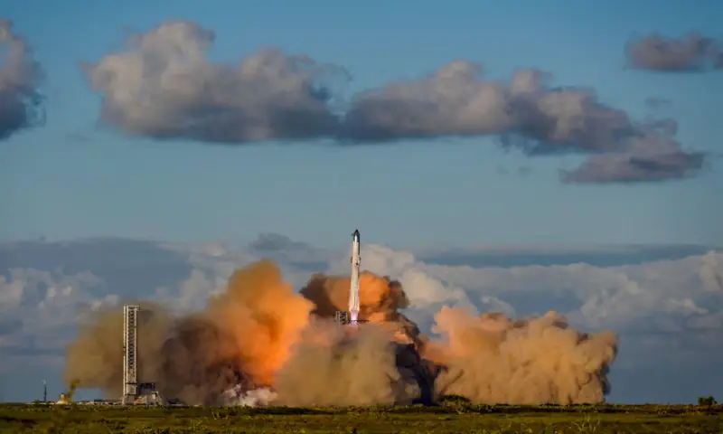 Musk's SpaceX prices record $75 billion IPO at $135 a share