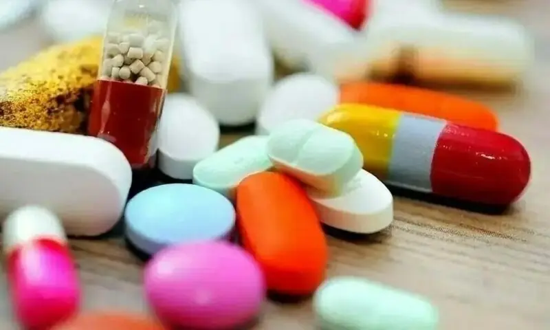 'ڈالر رکھنے کی اجازت دیں، 2 ارب ڈالر کما کر دیں گے'؛ فارما مینوفیکچررز کی حکومت کو بڑی پیشکش
