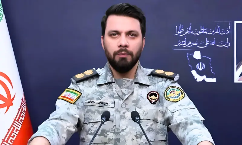ٹرمپ اپنی سالگرہ پر ذاتی تشہیر چاہتے ہیں، اتوار کو امن معاہدے پر کوئی دستخط نہیں ہو رہے: پاسدارانِ انقلاب