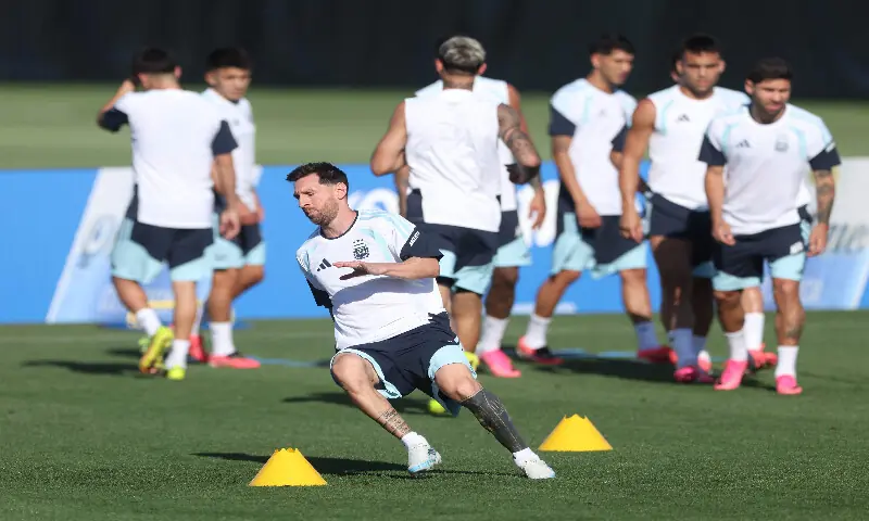 Lionel Messi #10 of Argentina during the training of Argentina one day ahead of the FIFA World Cup 2026 Group J match between Argentina and Algeria at Kansas City Stadium on June 15, 2026 in Kansas City, Missouri. AFP