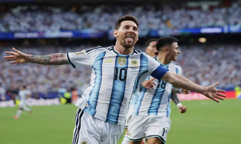 Messi hat-trick equals goalscoring record as Argentina beat Algeria