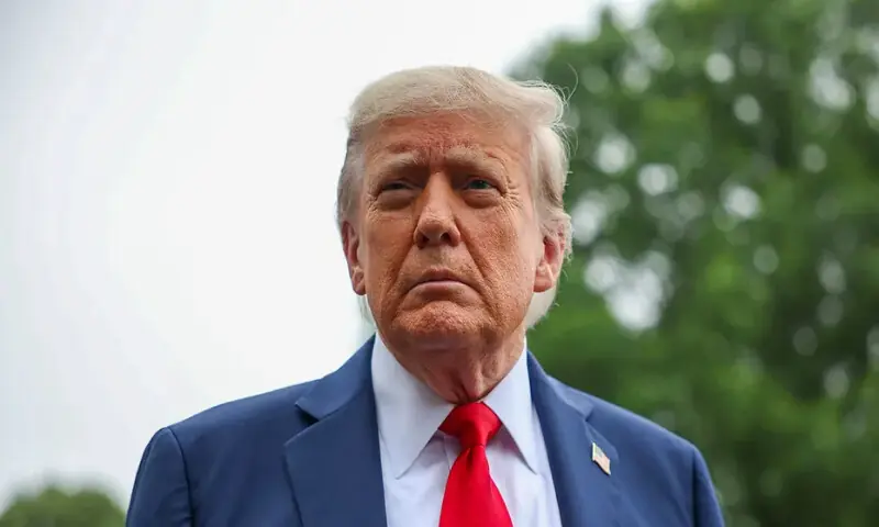 Trump says US must keep Netanyahu &lsquo;a little bit sane&rsquo; on Lebanon
