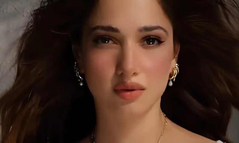 'مزے لے رہی ہوں، سب کچھ یہیں رہ جانا ہے'، تمنا بھاٹیا نے دولت کمانے کی اصل وجہ بتا دی