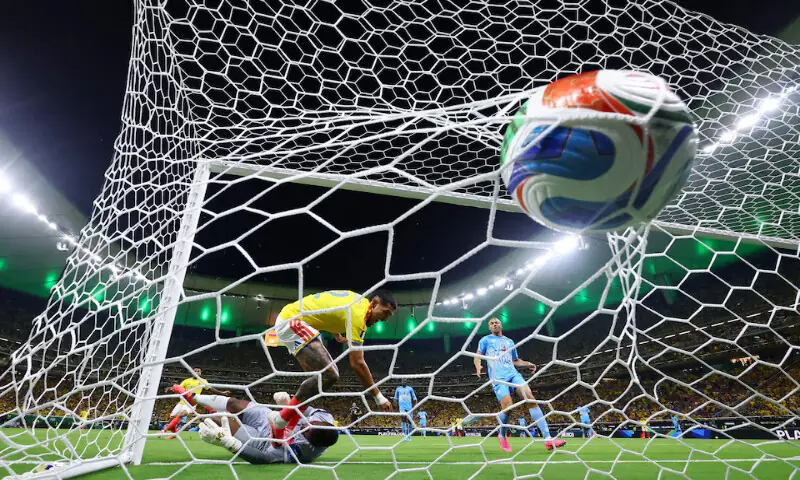 Munoz sends Colombia into World Cup last 32 with win over DR Congo
