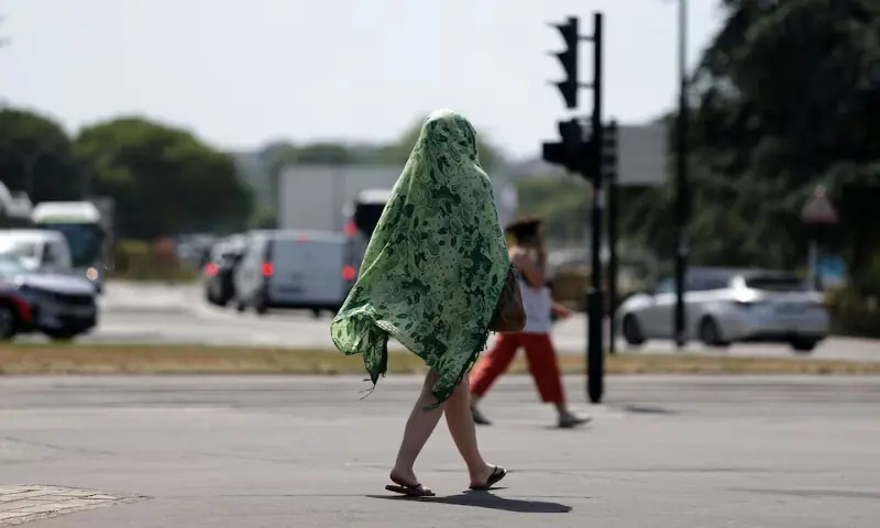 More heat records expected as 'Omega' heatwave grips Europe