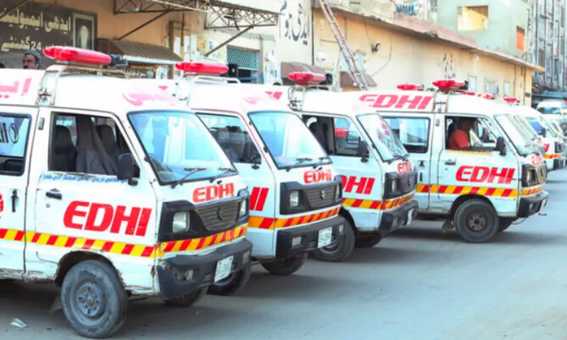 Woman and minor daughter found hanging in Karachi home
