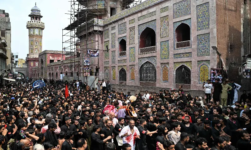The central procession in Lahore emerged from Nisar Haveli and concluded at Karbala Gamay Shah
