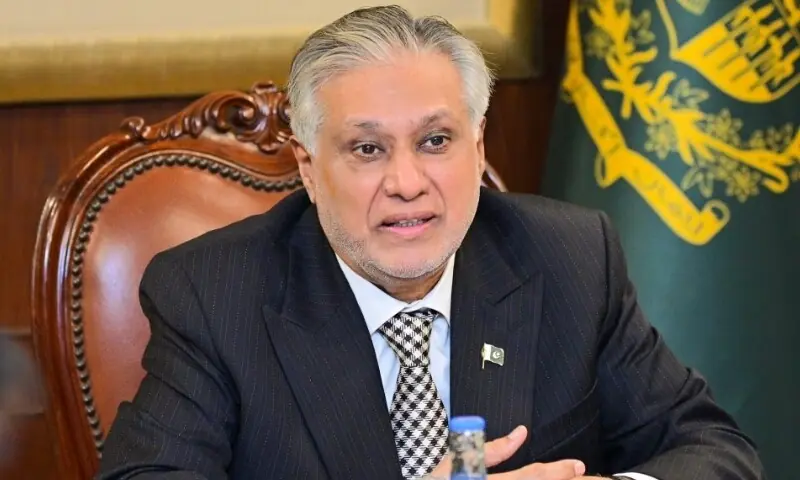 بحری جہاز لینور ڈوینا کے 22ایرانی عملے کے ارکان کراچی پہنچ گئے