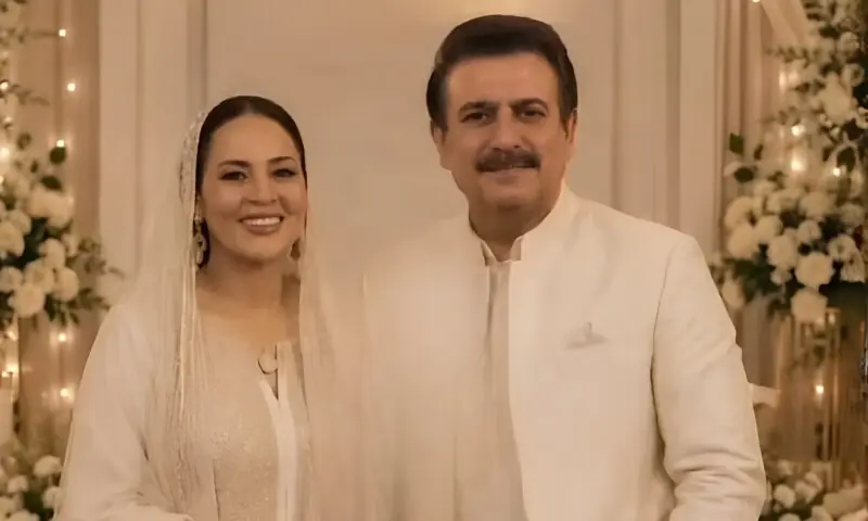شادی کی خبروں پر توثیق حیدر اور فرح سعدیہ کی وضاحت