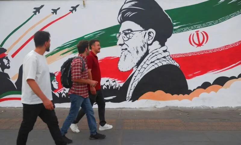 آیت اللہ خامنہ ای کی تدفین؛ 2 کروڑ لوگوں کی آمد متوقع، ملک بھر میں فوج ہائی الرٹ