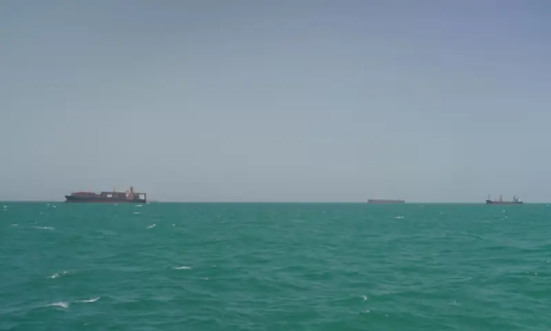 Oil tanker traffic through Hormuz at near standstill as attacks strain Iran truce