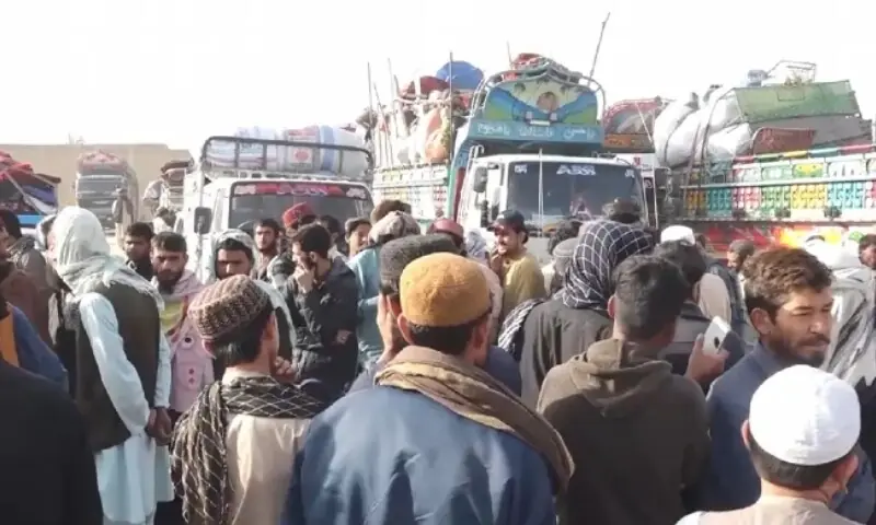 پاکستان میں غیر قانونی مقیم افغان شہریوں کے لیے دی گئی ڈیڈ لائن کب ختم ہورہی ہے؟