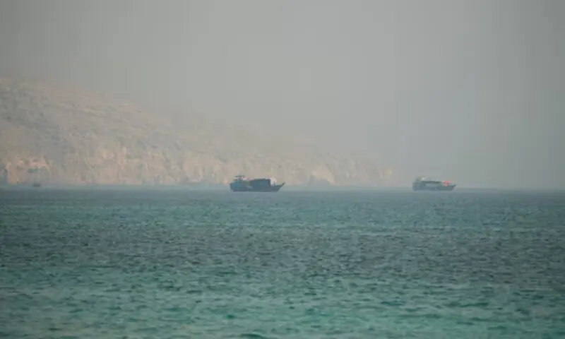 Iran shuts Strait of Hormuz amid fresh US strikes