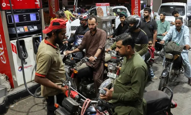 وفاقی حکومت کا پٹرولیم مصنوعات کی قیمتوں کے روزانہ تعین کا فیصلہ