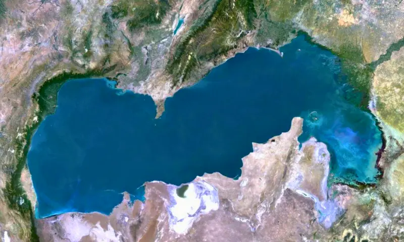 ایران اور یوکرین کی جنگیں دنیا کی سب سے بڑی جھیل پر آپس میں ٹکرا گئیں
