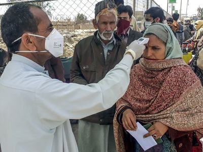 Problems faced by doctors working in peripheries during the pandemic
