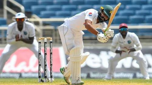 دوسراٹیسٹ:پاکستان نے پہلی اننگز 302رنز 9کھلاڑی آؤٹ پر ڈکلیئر کردی