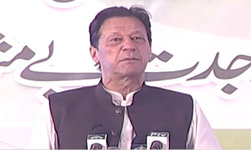 کراچی کے مسائل کے حل کیلئے وفاق اور سندھ حکومت کو مل کر چلنا ہوگا، وزیراعظم