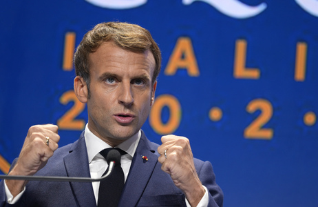 'I don't think, I know' &ndash; what makes Macron's comments about Morrison so extraordinary and so worrying