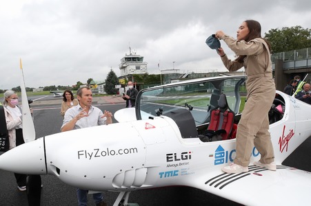 Teen pilot&rsquo;s bid to become youngest woman to fly around the world solo