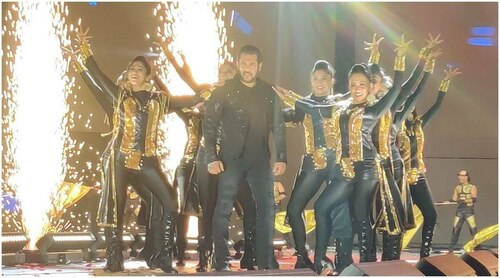 Salman Khan pulls massive crowd at Riyadh performance