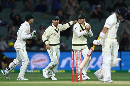 Australia snare Root to close in on Adelaide test victory