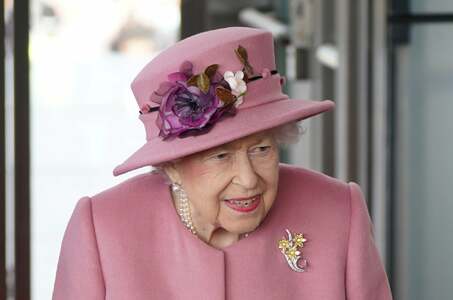 Queen Elizabeth quietly marks 70 years on the British throne