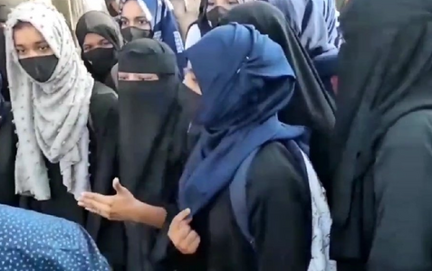 Hijab vs. Saffron Scarves: India's Karnataka govt bans clothes that &ldquo;disturb law&rdquo;