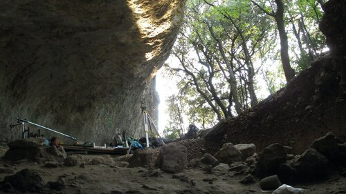 Modern humans lived in Europe 10,000 years earlier than previously thought, in Neanderthal territories: research