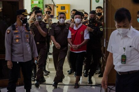 Indonesia court jails madrassa teacher for life for raping students