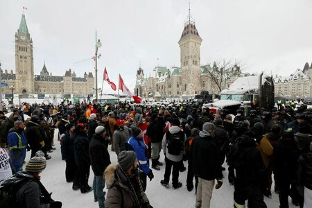 Canadian police make final push to end weeks-long protest in capital