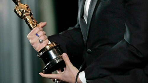 Oscars to pre-tape some awards in bid for 'tighter' show