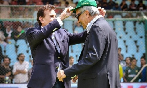 Bespectacled genius: Cricket legend Zaheer Abbas inducted into PCB Hall of Fame