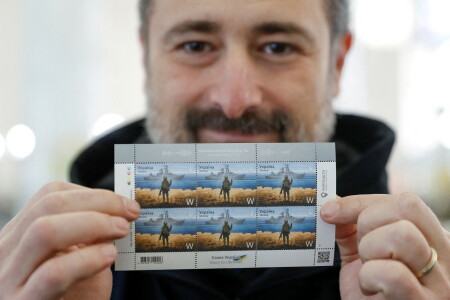 Ukraine&rsquo;s postal service hit by cyberattack after sales of warship stamp go online