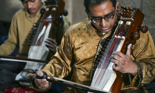 Sound of Mughal-era sarangi instrument fading away in Pakistan