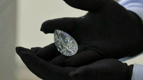 &lsquo;The Rock&rsquo; diamond goes under the hammer
