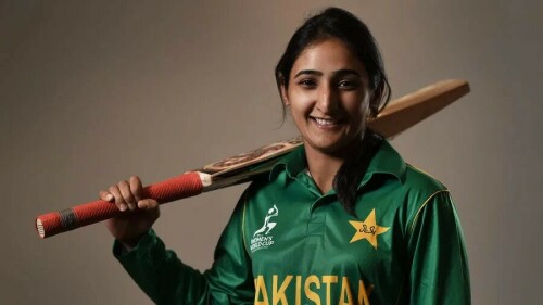 Bismah Maroof retained as Pakistan limited-overs captain