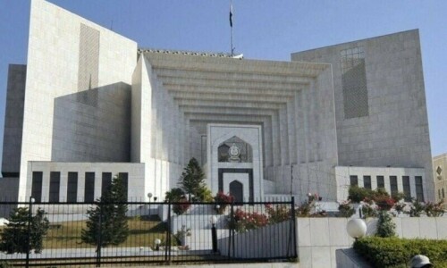 Apex court bars transfer of officials involved in high-profile cases