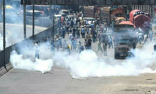 PTI long march: SC dismisses govt petition for contempt proceedings against Imran