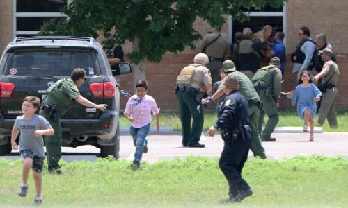 Texas school shooting: Police &lsquo;wrong&rsquo; for waiting to storm gunman as students pleaded for help