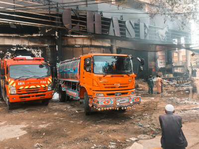Cooling process at Karachi&rsquo;s Chase store in final stages after four days